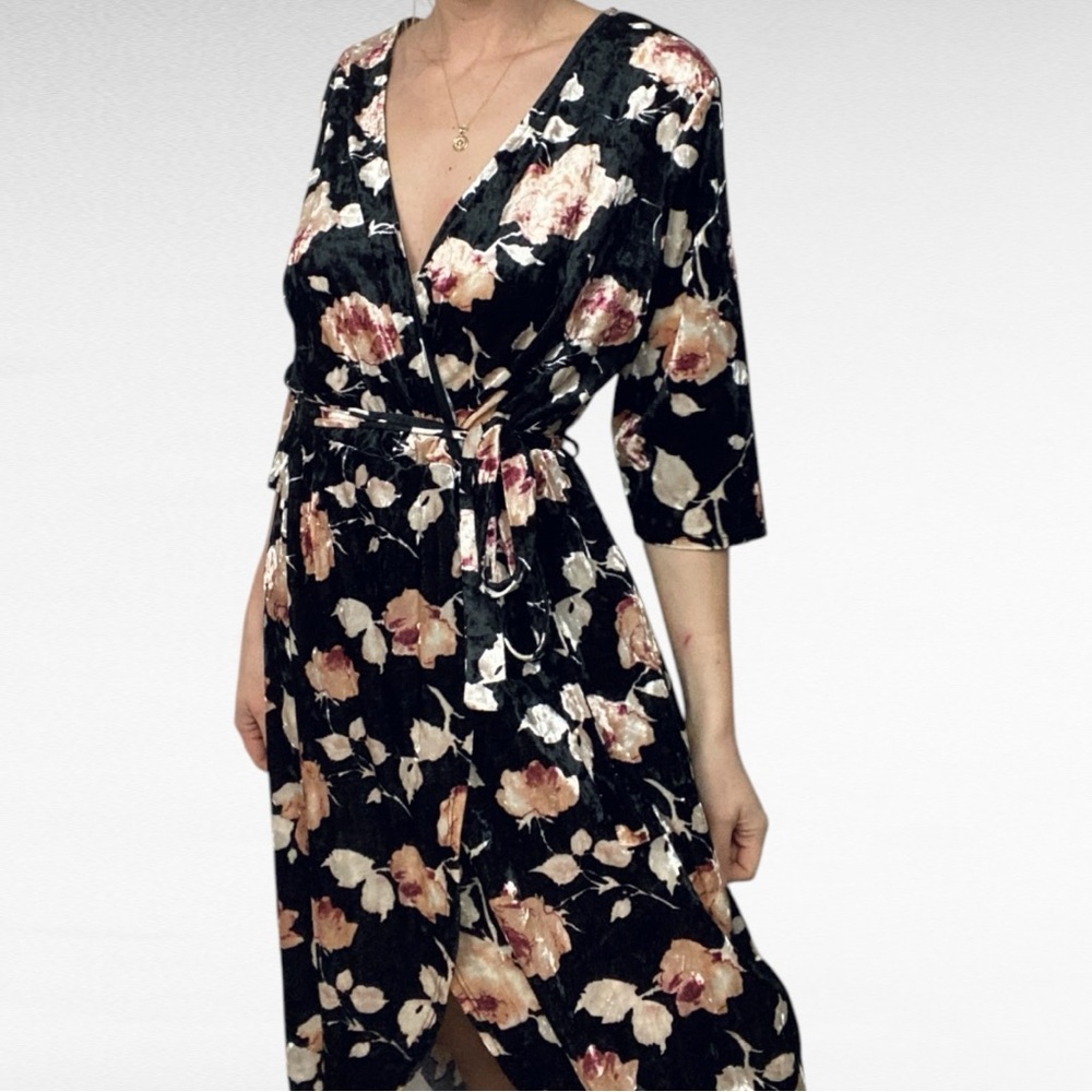 Monteau | Black & Pink Floral Print Wrap V-Neck Belted Plus Size Midi Dress